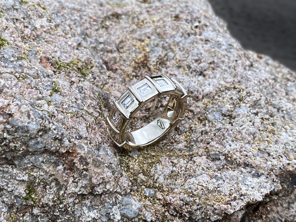 Silo Windows Ring - Silo Series Jewelry Collection
